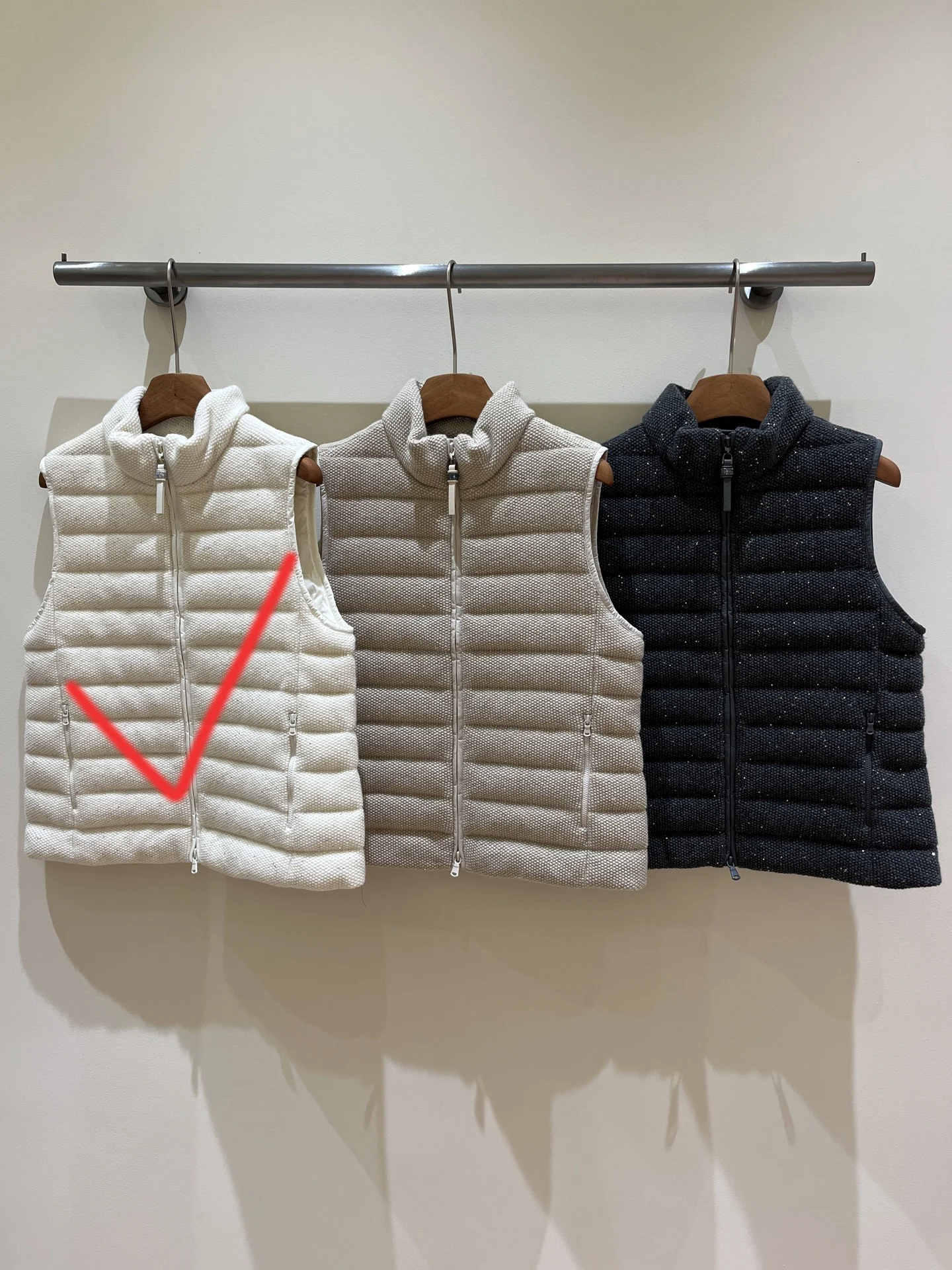 2026 Winter New High-Quality Fashionable Casual Women'S Vest With Sequin Stand Collar, Wool, Cashmere, And Goose Down Zipper