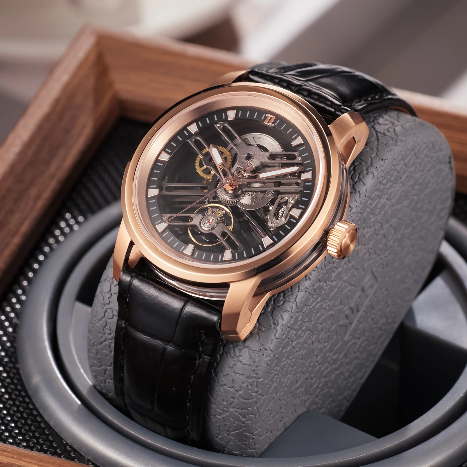 

OBLVLO Luxury New Style Men Hollow-out Automatic Watches Rose Gold 42mm Skeleton Calfskin Strap Mechanical Watch Clock KM-S