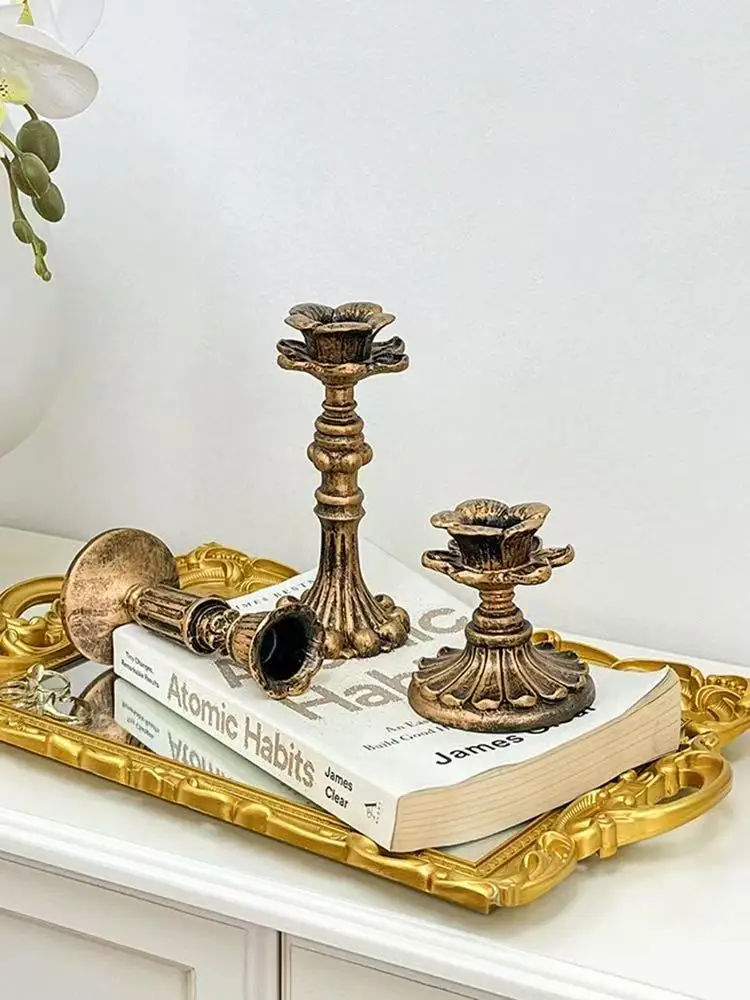 Vintage French Resin Wall Candle Sconce Retro Antique Romantic Photography Prop Bedroom Living Room Wall Decor Home Ornament