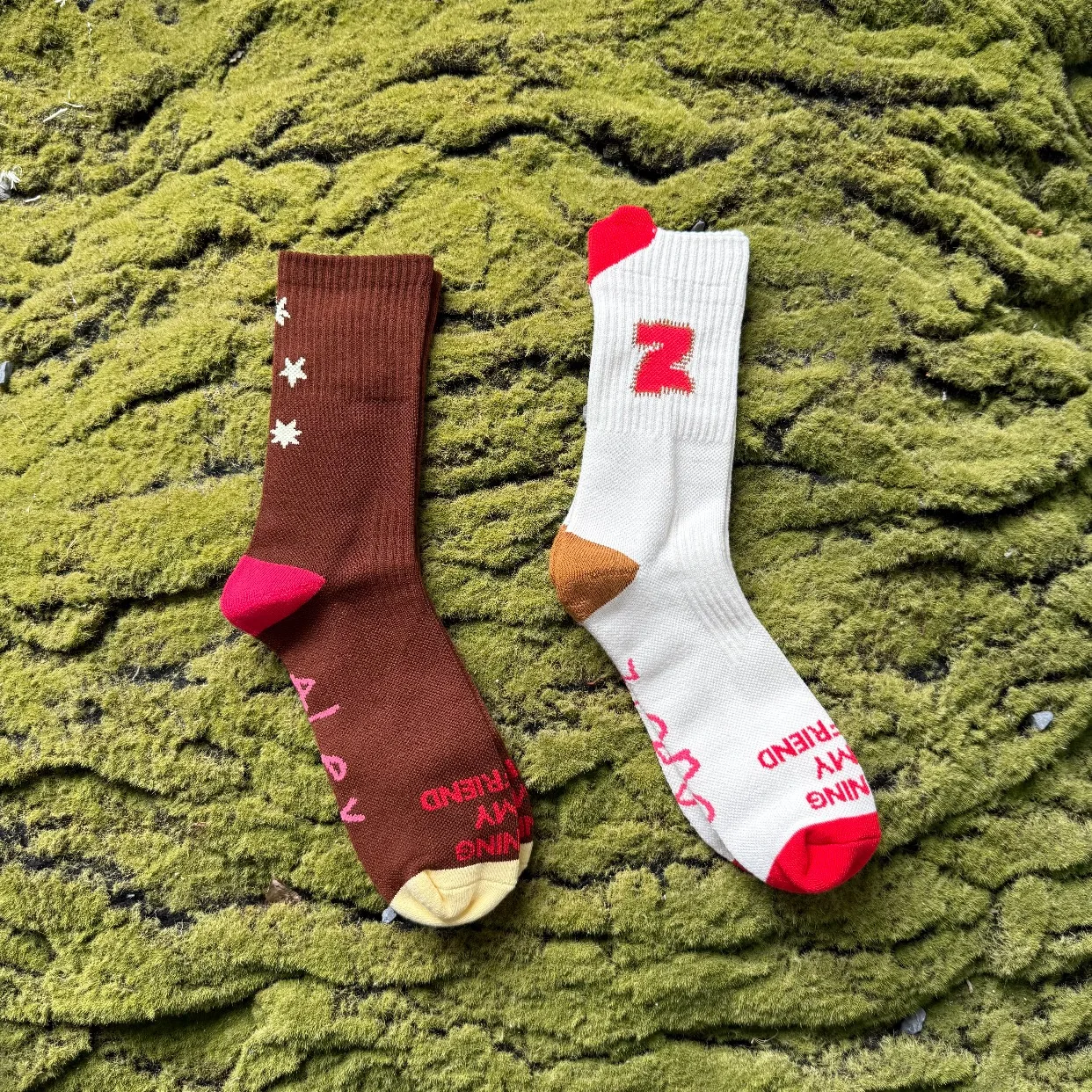 Alex Zono Running Niche Emerging Embroidery Jacquard Fun Running Sports Elastic Tube Socks