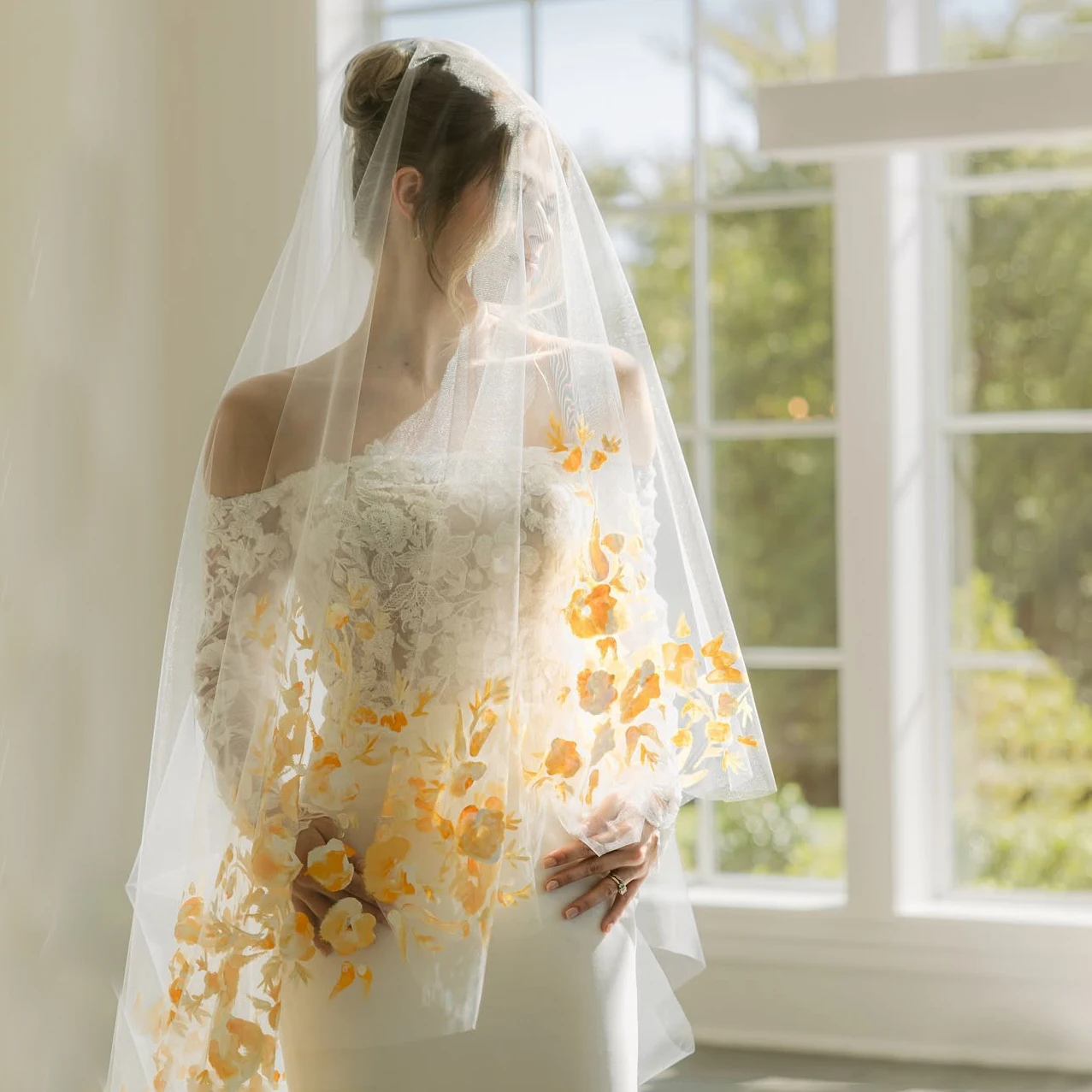 Colorful Floral Wedding Veil Unique 3D Embroidered Flower Yellow Lace Applique Customized 2 Meters Long Bridal Veils