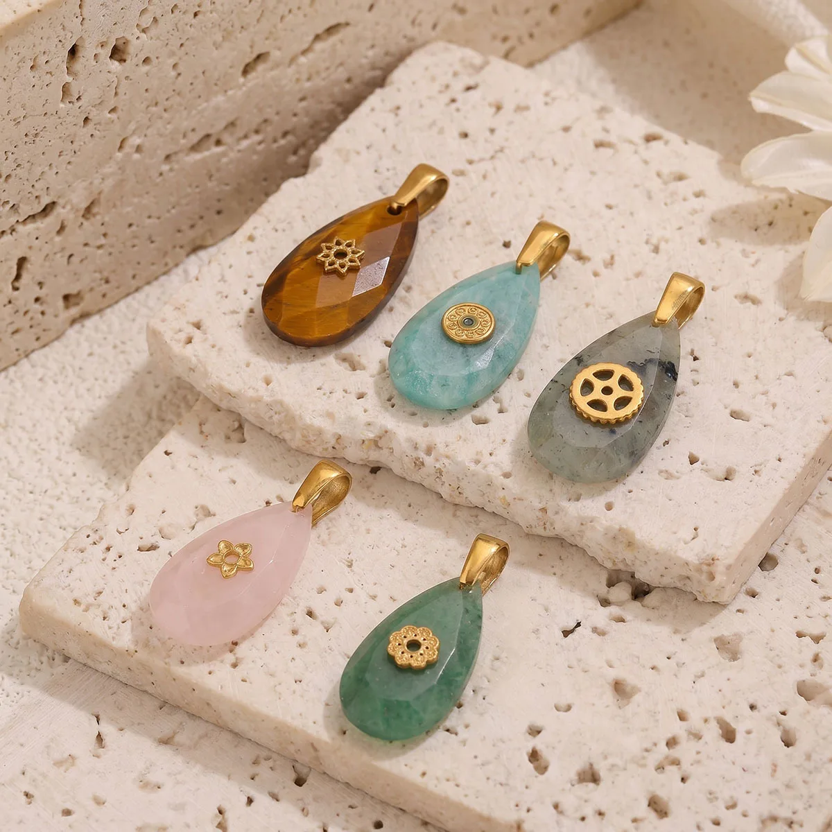 5Pcs Rhombic Natural Stone Water Droplet Charms Inlay Stainless Steel Flower Pendant for Jewelry Making DIY Necklace Accessories