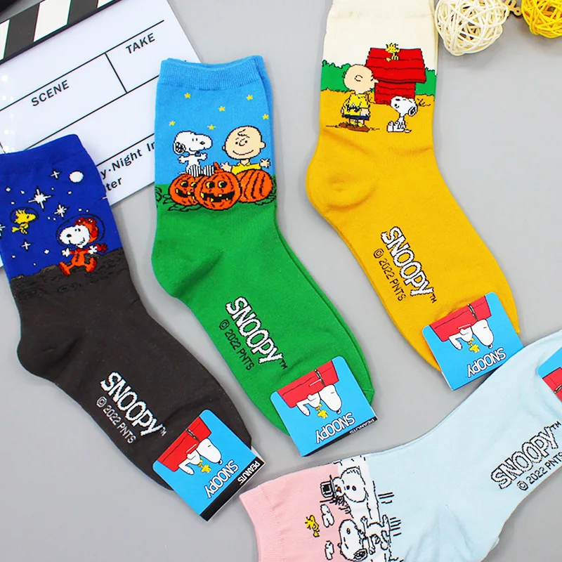 Kawaii Peanuts Snoopy Charlie calcetines de algodón de tubo medio, calcetines rectos antideslizantes, absorción del sudor, transpirables, cómodos, regalo para niñas