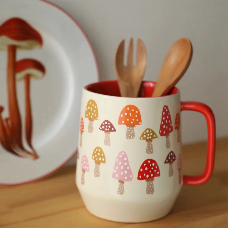 

European Style Ceramic Mushroom Water Cup Exquisite Red Coffee Mug English Afternoon Camellia Flower Tea Cup Home Breakfast Mug