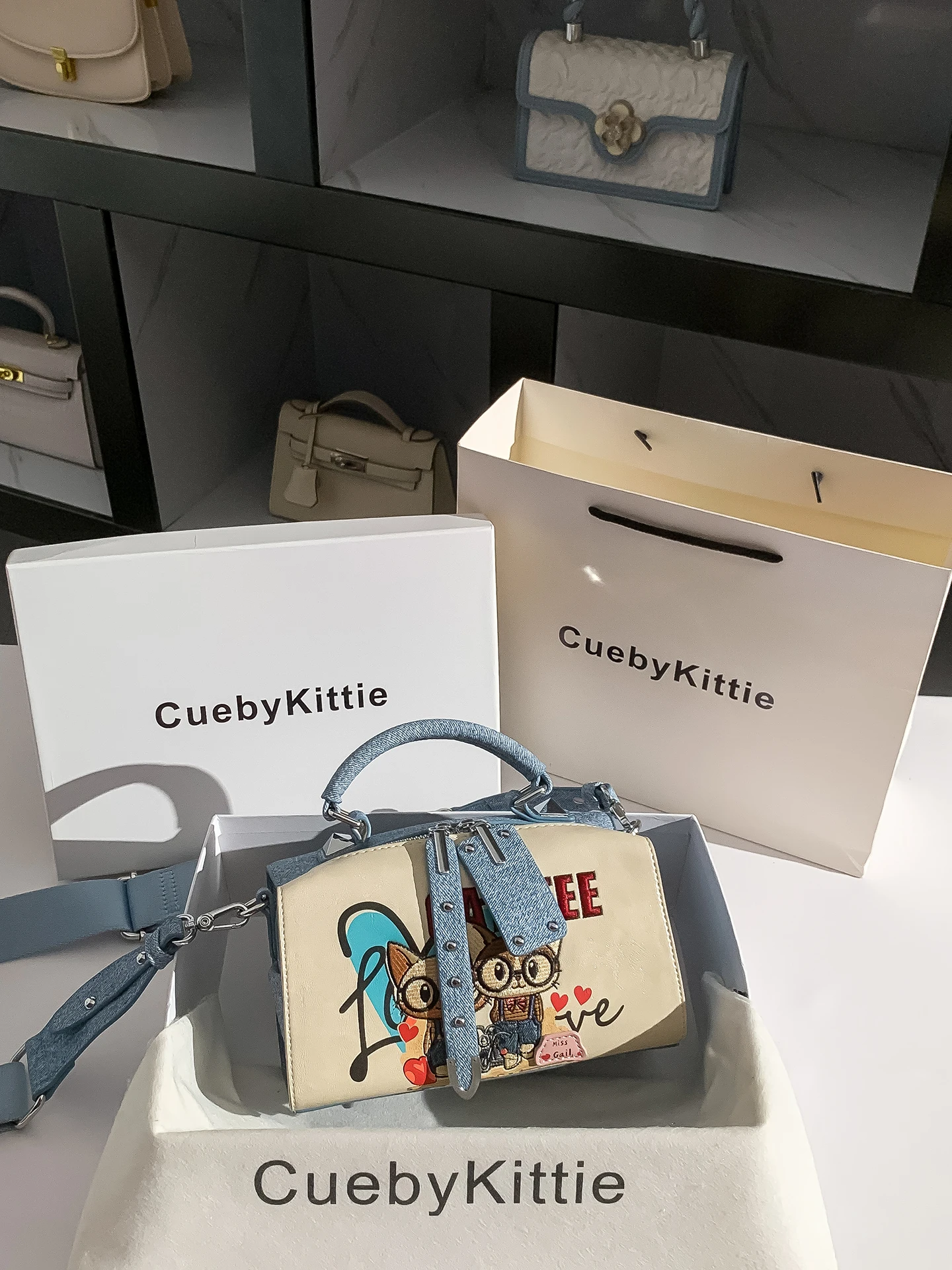 cueby-kittie-–-sac-boston-brode-de-dessins-animes-de-grande-capacite-sac-a-bandouliere-pour-femmes-sac-a-main-en-cuir-de-style-decontracte