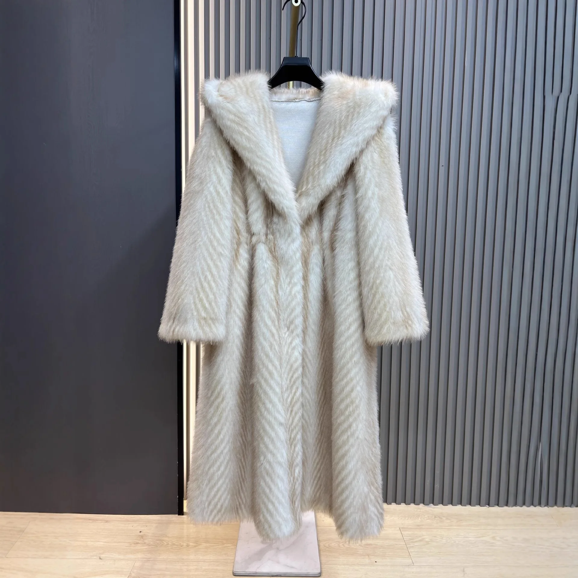 

Имитация меховой шубы из искусственного меха, цельная, женская, зимняя, новая, теплая, длинная, с капюшоном, верхняя одежда, модная женская шуба из искусственного меха