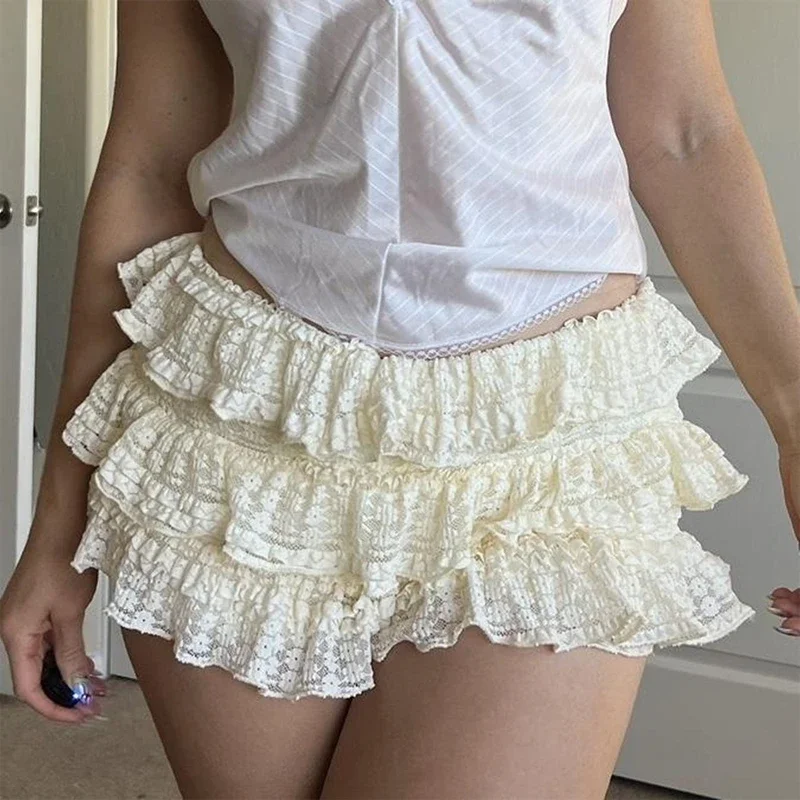 Y2k Coquette Preppy Kawaii Booty Frilly Shorts Women Lace Tiered Ruffles Bloomer Shorts Music Concert Pumpkin Pants Streetwear