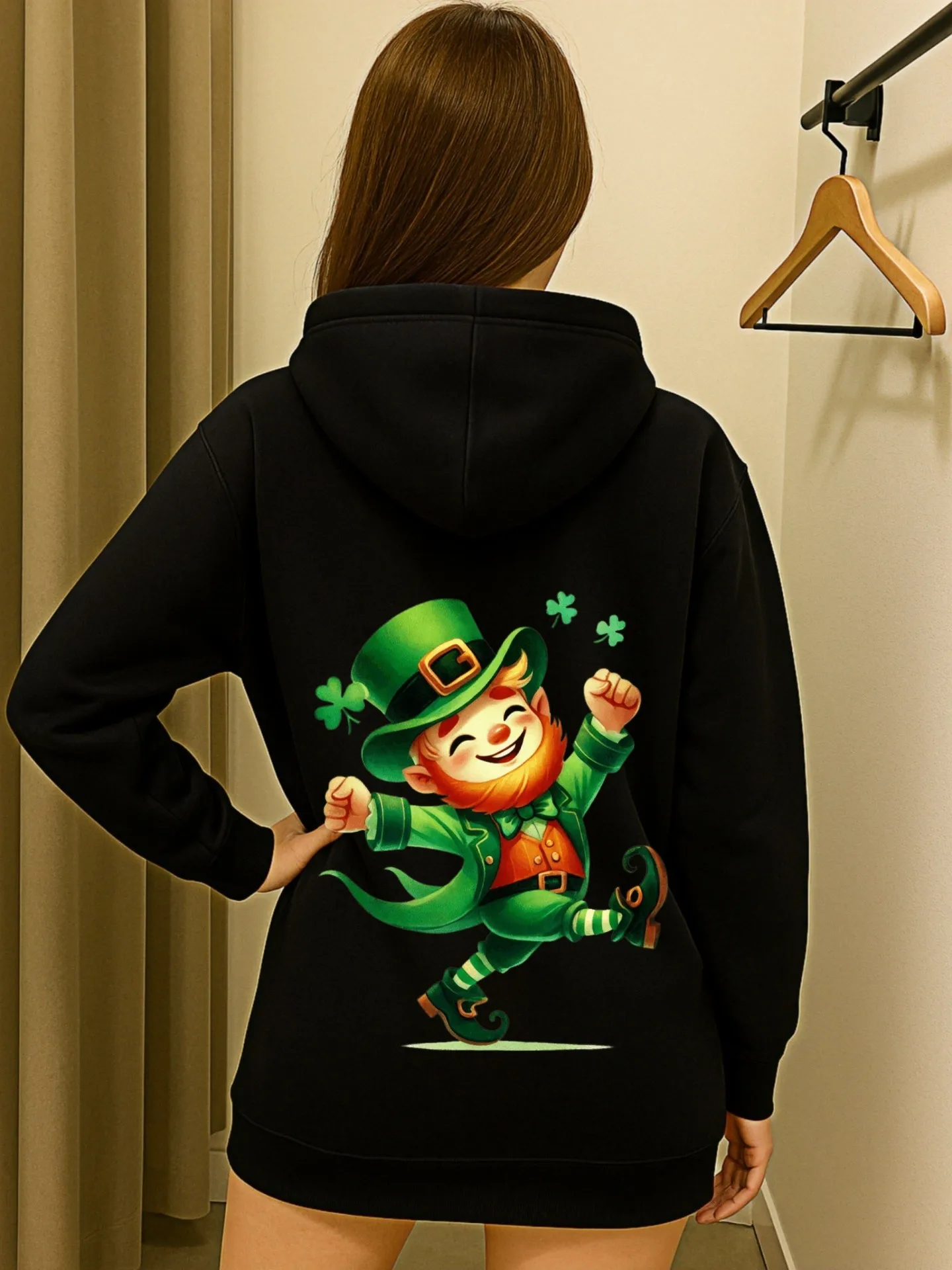 เสื้อฮู้ดกราฟิกผู้หญิง พิมพ์ลายเดซี่ ดีไซน์สวยงาม ผ้าคอตตอนผสม ใส่สบายทุกวัน สำหรับชายหนุ่ม