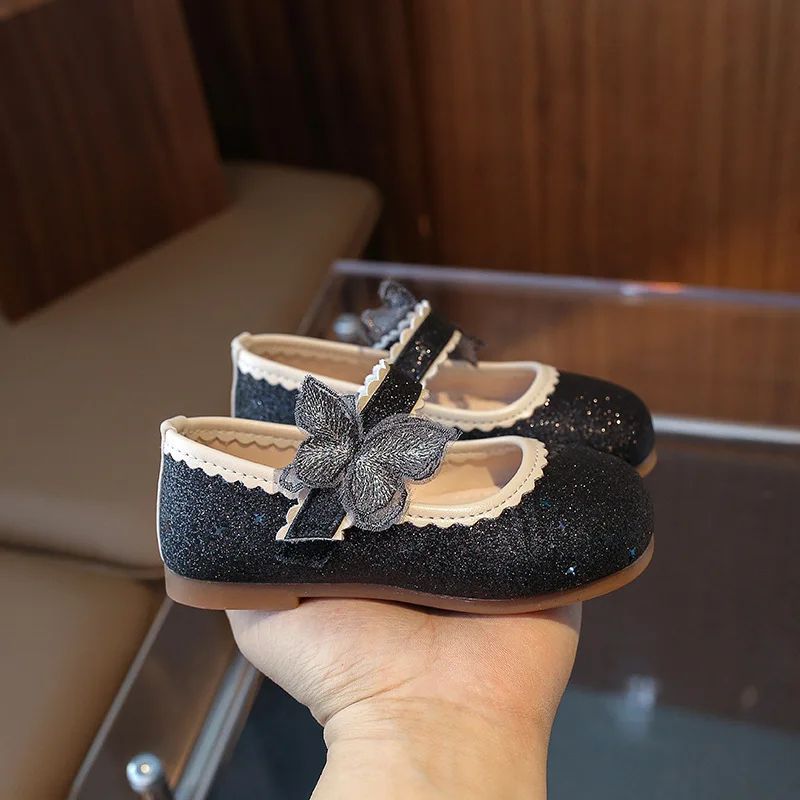 Fashion Girls Sequined Princess Shoes 2026 Spring New Kids Leather Shoes Cute Versatile Girls Flat Casual Shoe Туфли