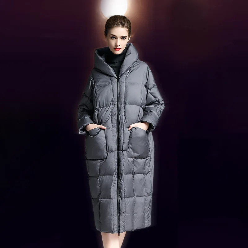 Piumino d'anatra invernale da donna 2023 abbigliamento caldo abbigliamento imbottito leggero femminile capispalla con imbottitura lunga cappotti di lusso da donna