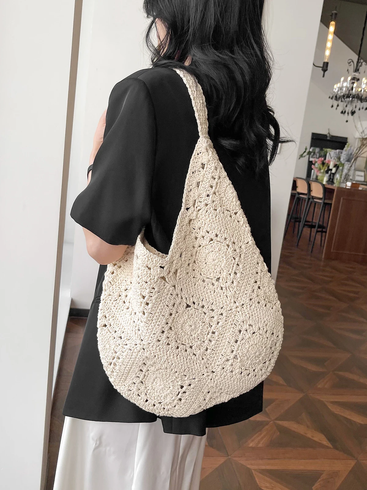 

Summer Hollow Out Straw Bags For Women Handmade Beach Bags 2024 Korean Fashion Rattan Woven Handbags Travel Shoulder Side Bags