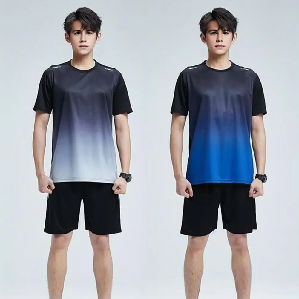 Men Summer Casual Outfit Men's Summer Casual Outfit Set O-neck Short Sleeve T-shirt Elastic Waist Wide Leg Shorts in Gradient