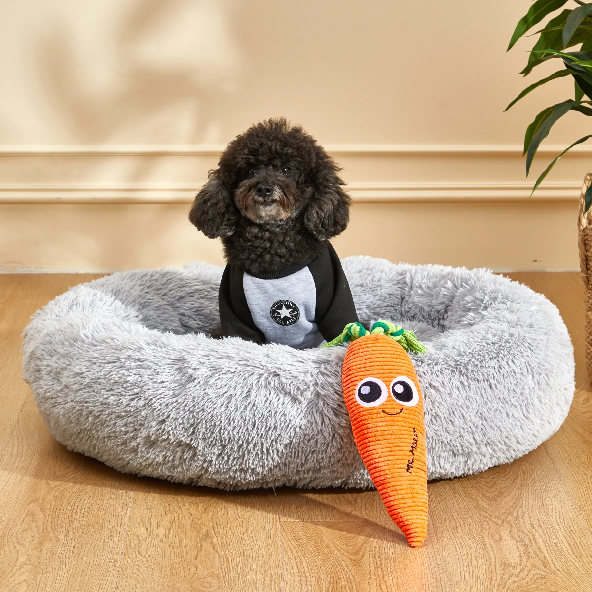 Madden Dog Toy Pet Carrot Plush Toy Vegetable Chew Toy for Small Medium Large Dogs Pet Sound Playing Toy Dog Accessories