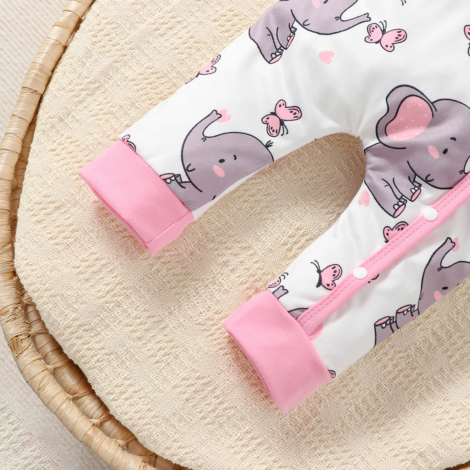 Adorable Elephant Romper Jumpsuit: The Perfect Outfit for Your Little Girl or Boy