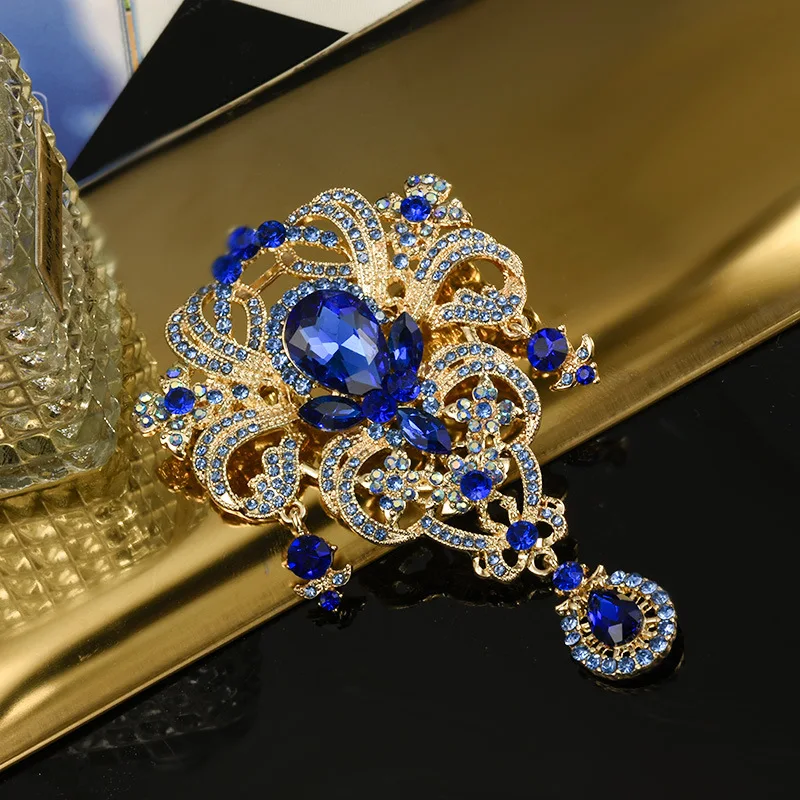 European and American Creative Crown Brooch, High Quality Women\'s Rhinestone Inlaid Water Drop Pins Jewelry