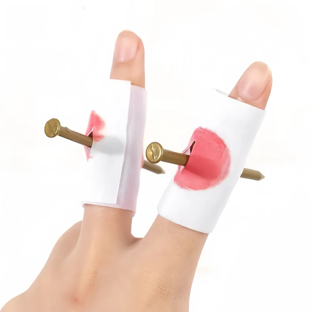 Piercing especial realista para dedo, juguete de broma de sangre para uñas, uña falsa a través del dedo, juguete para trucos, accesorio mágico para fiesta, magia sangrienta y aterradora, 5 uds.