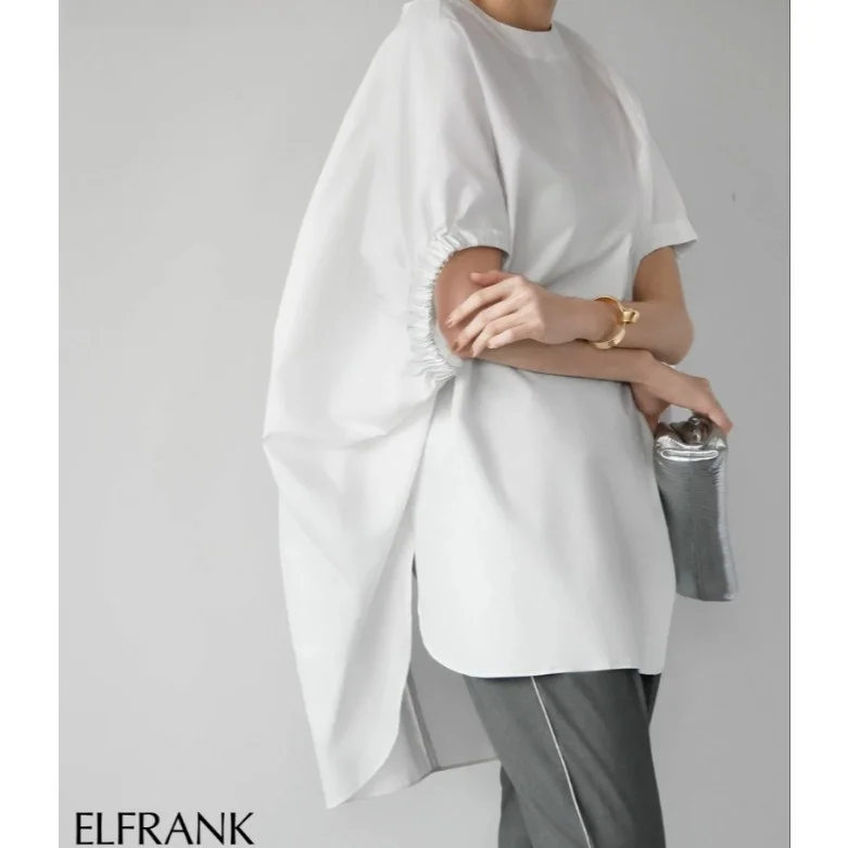 قميص نسائي فضفاض بأكمام قصيرة وقلنسوة من القطن الخالص بلون واحد وحجم كبير، مريح وعصري للصيف ومناسب للمشي في المدينة