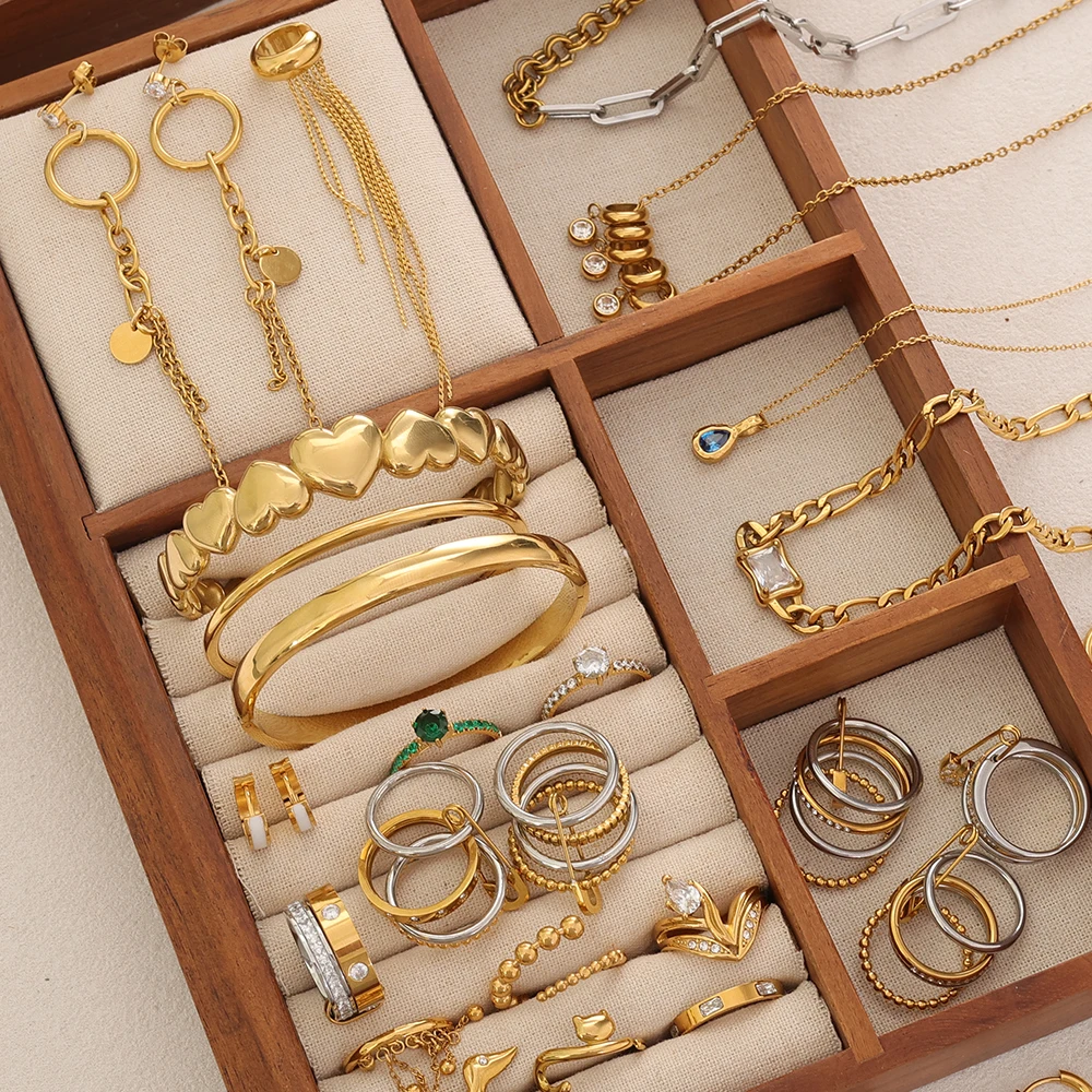 Wholesale Multi Plated Waterproof Bracelet Gold Color Stainless Steel Jewelry Ladies Birthday Party Gift