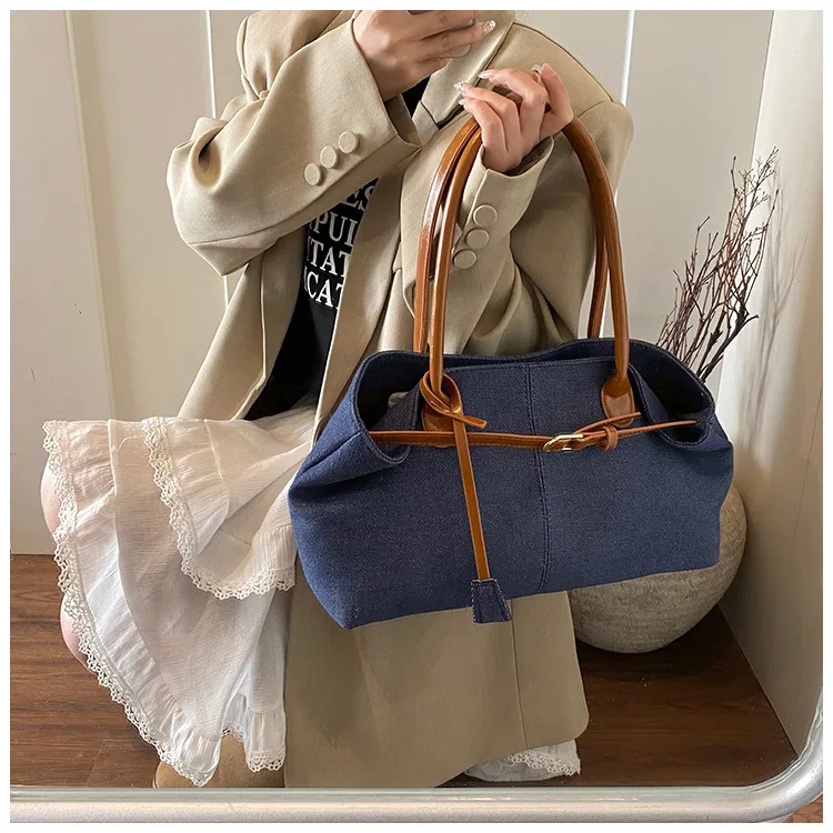 Fashionable Versatile Casual Large-Capacity Shoulder Bag for Women description 17