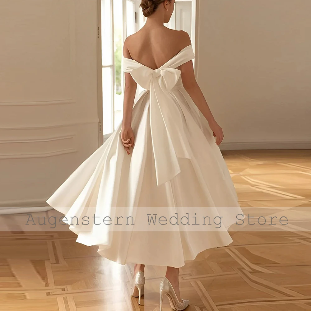 Elfenbeinfarbene Brautkleider für Damen: Midi-Satin-A-Linien-Hochzeitskleid mit schulterfreiem Design, Falten, Raffungen und Schleife – Brautkleider 2026 für Frauen