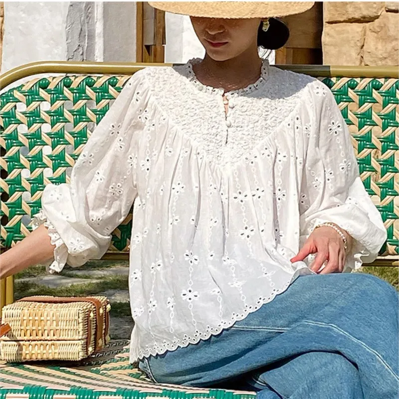 

2025 Spring New Women's Shirt French Hollow Embroidery Blouse Shirt Women's Round Neck Long Sleeve Loose Baby Shirt White Tops