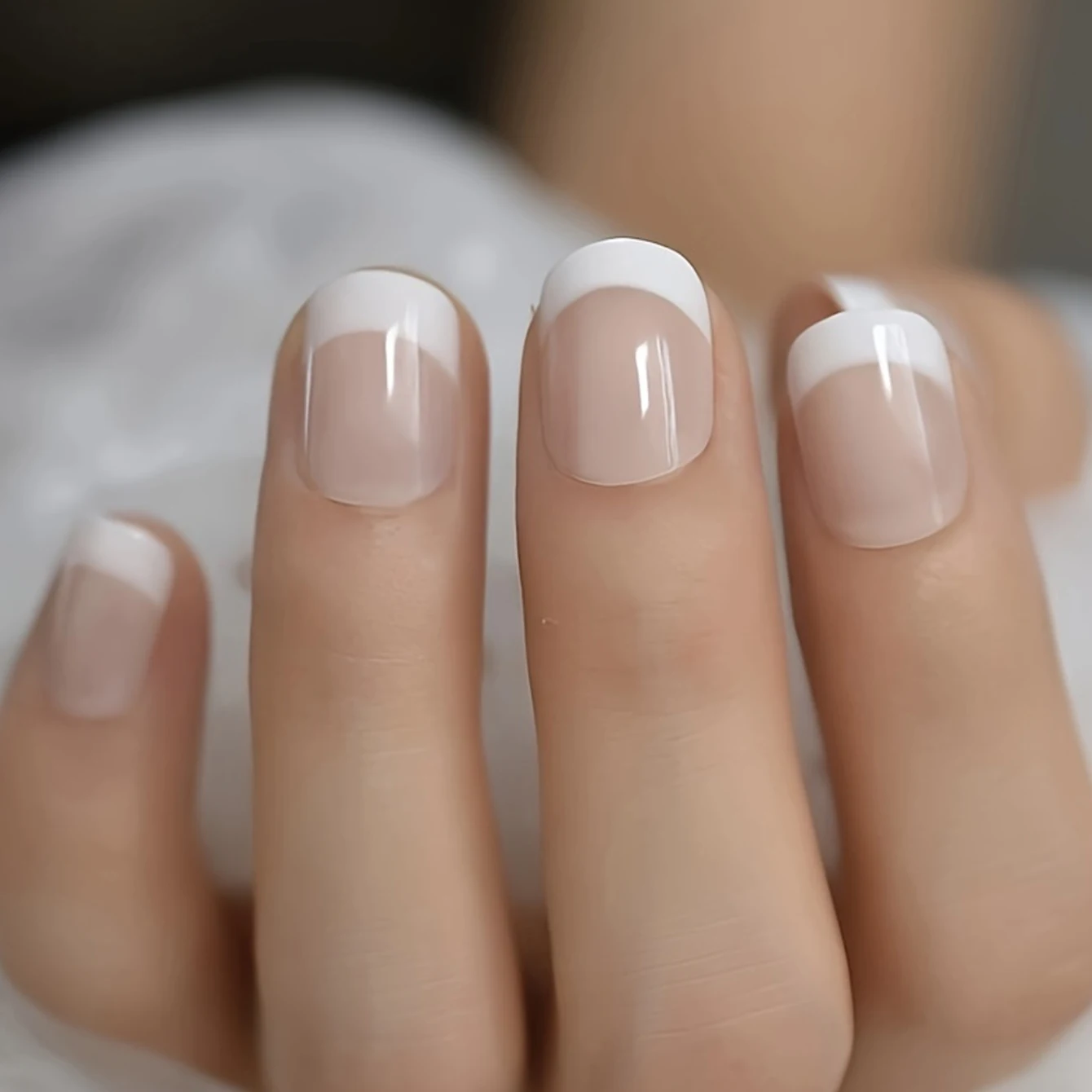 24PCS French white border short square nails-Whitening Nail Art Set With Detachable Fake Nails For Festival- Date And Daily Wear