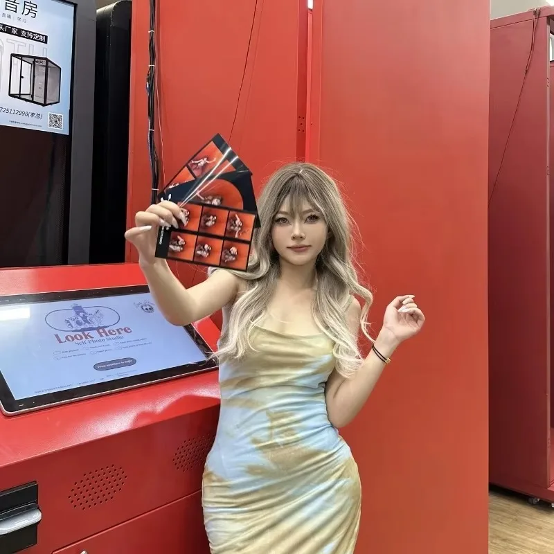 معدات كشك الصور ذات الزاوية المجهزة بكاميرا LR عالية الوضوح لتصوير الرسوم المتحركة GIF الإلكترونية