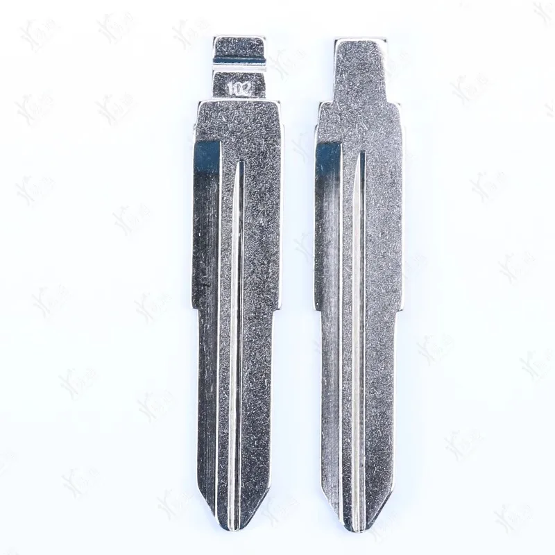 for No.102 car key blank in the middle slot is suitable for the new FAW Jiabao folding modified middle slot key