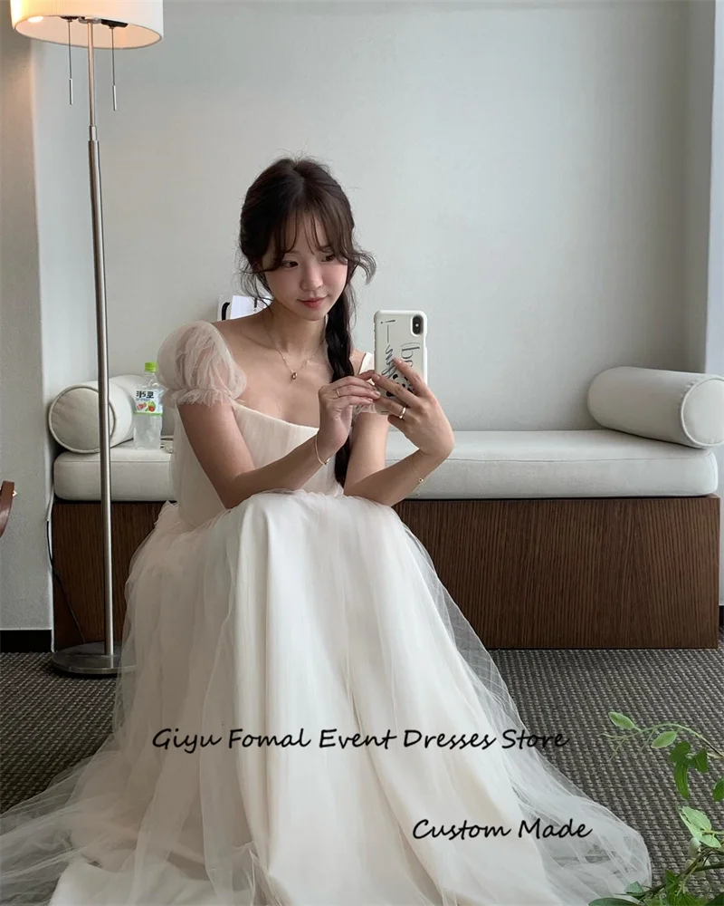 Giyu Fairy Soft Tulle A Line Korea Wedding Dresses Short Sleeves Square neck Floor Length Bridal Gowns Corset Back 웨딩드레스