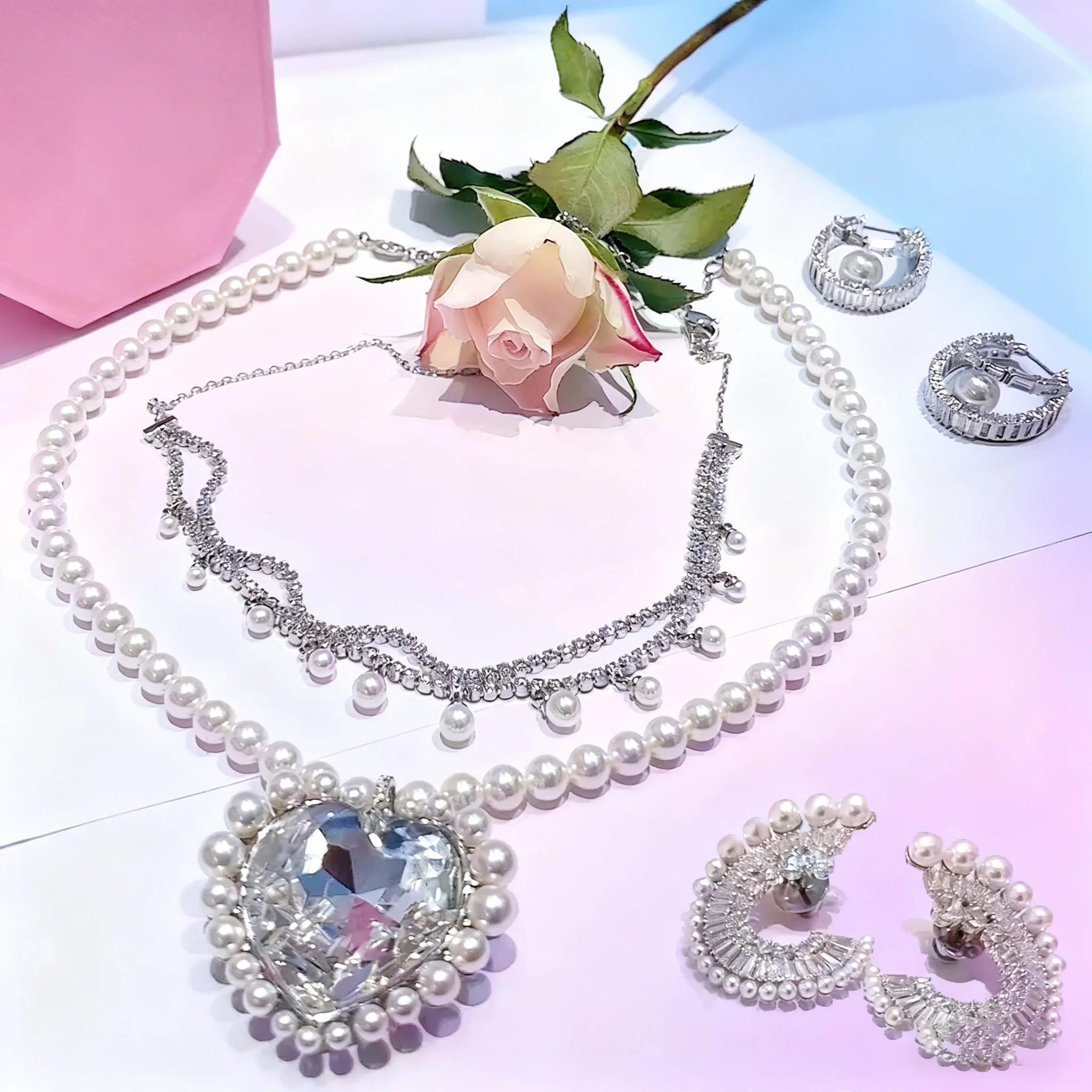 

Original Heart Necklace 2025 Women's High Jewelry Set Luxury Pearl Necklace Earrings Ring Bracelet Suitable for Wedding Gifts
