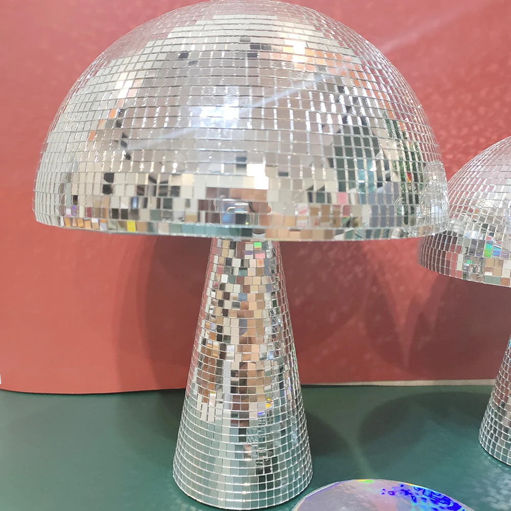 Disco Mushrooms Wedding Decoration Disco Ball Christmas Decoration Mirror Ball Retro Reflective Mushroom Shape Home Decorations