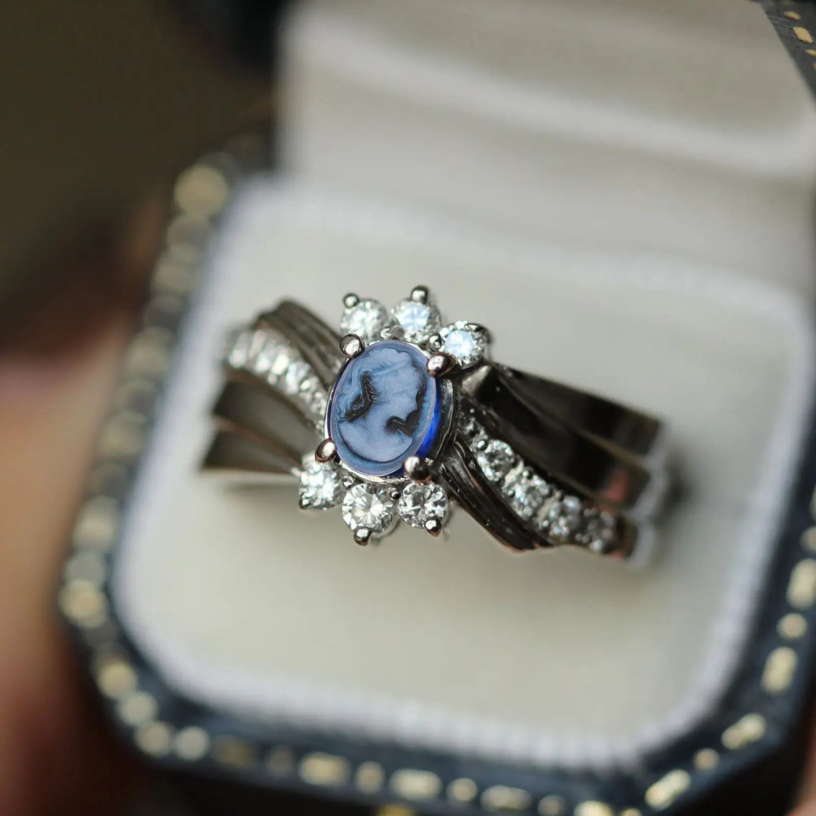 

48Pcs Resin Cameo Cabochons Beauty Head Decor DIY Supplies for Necklace Ring Craft Embellishment Accessories Cameo Cabochons