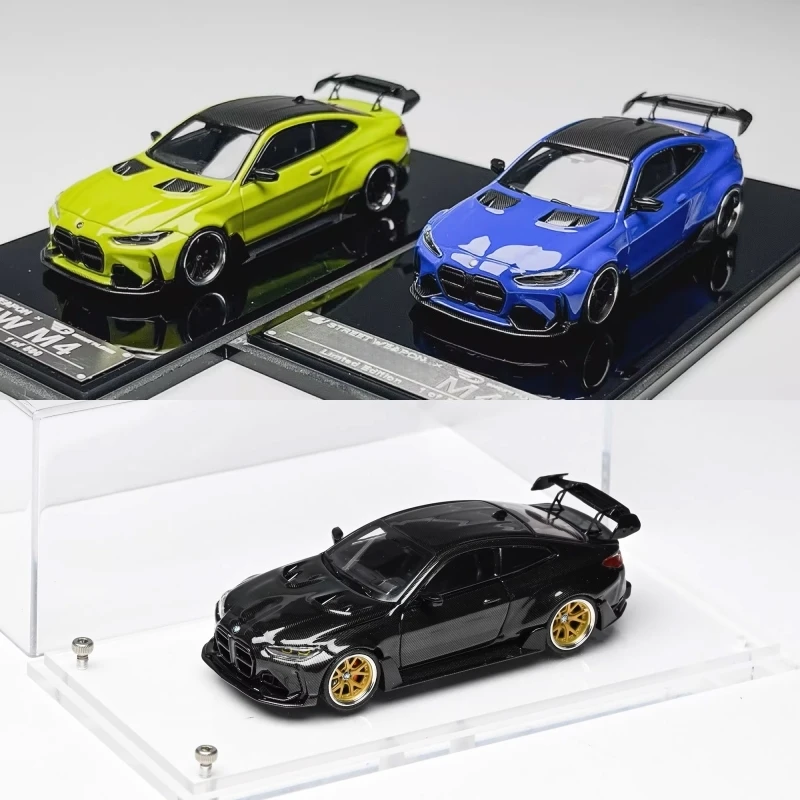 

SW 1:64 G82 M4 Portimao blue / FullCarbon Black Die-Cast Car Model Collection Miniature