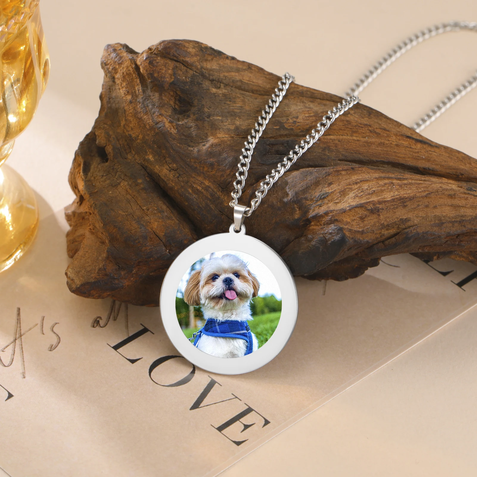 Customized Photo Circular Necklace Stainless Steel Single-Sided Photo Necklace Personalized Pet Family Commemorative Gift