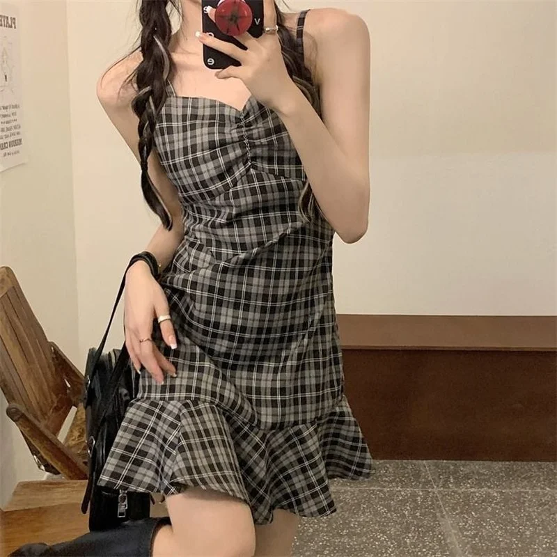 Vestidos sin mangas para mujer a cuadros temperamento básico diario Casual estilo coreano señoras Ins Mini Retro ajustado Sexy pliegues Vestidos de verano