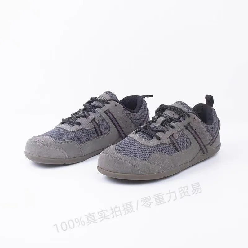 

Hot Sale 2025 Professional Weightlifting Shoes Training Squat Athletic Shoes Professional Breathable Unisex Weightlifting Shoes