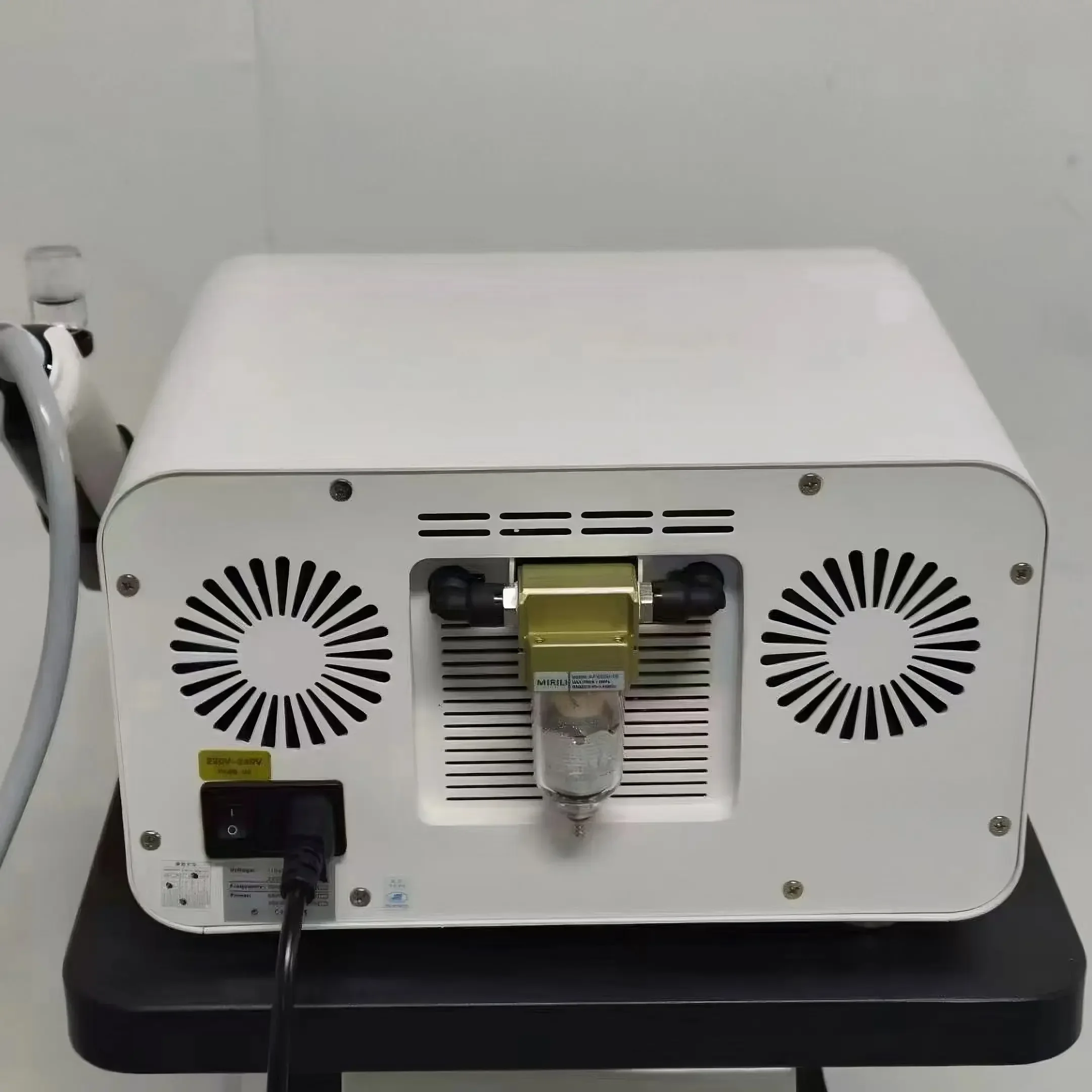 Аппарат для инъекций кожи лица, 4 бара