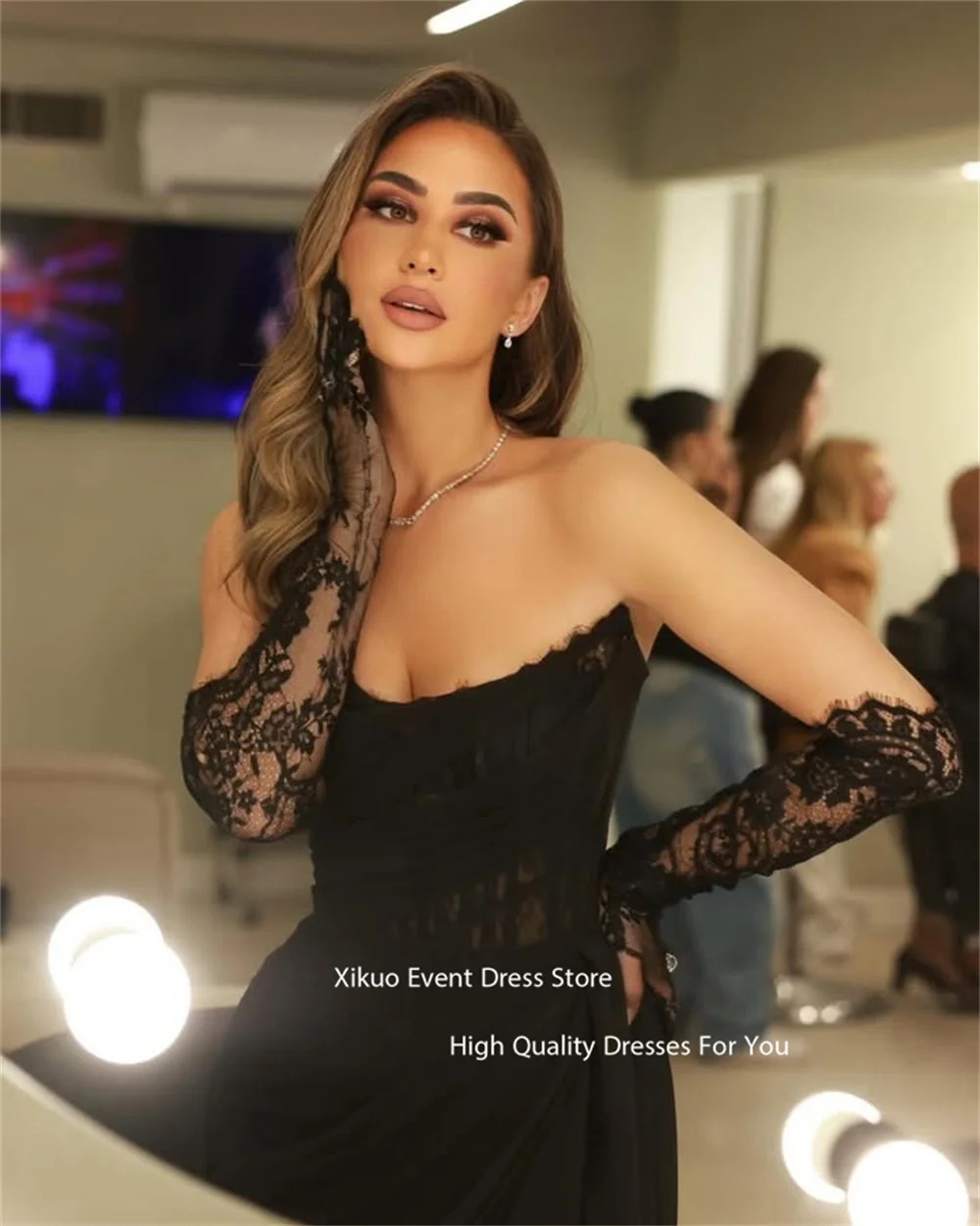 Xikuo Black Illusion Lace Evening Dress Delicate Appliques Vestidos De Noche Glamorous Mermaid Celebrity Party Dress Customized