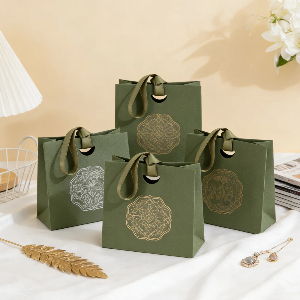 

Бумажный пакет для ювелирных изделий с индивидуальным логотипом 15,5x14,5x7,5 см, подарочный мешочек для путешествий, коробка для колец, серег, браслетов, подвесок, тортов, сумка для хранения