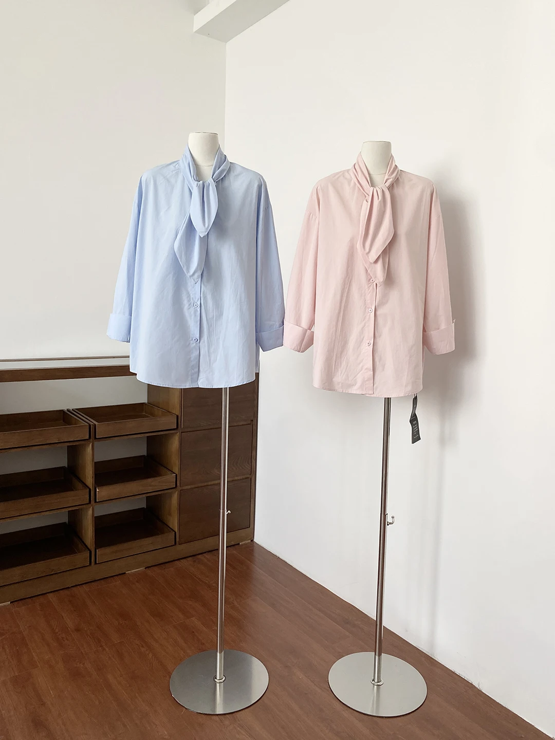 

Spring Summer 2026 Women's Loose Casual Long Sleeve Shirt Sweet Pure Color Tie Neck Versatile Top Commute Style Polyester Fiber