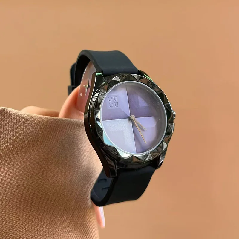 New trendy women's watch, stylish large dial student wristwatch, stainless steel band quartz watch for women, unique timepiece.