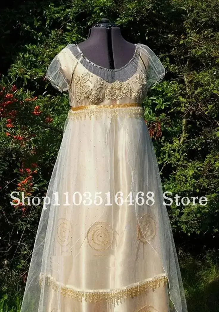 16th Century Italian Medieval Prom Dress Champagne Round Neck Sheer Mesh A-Line Applique Long فساتين حفلة موسيقية