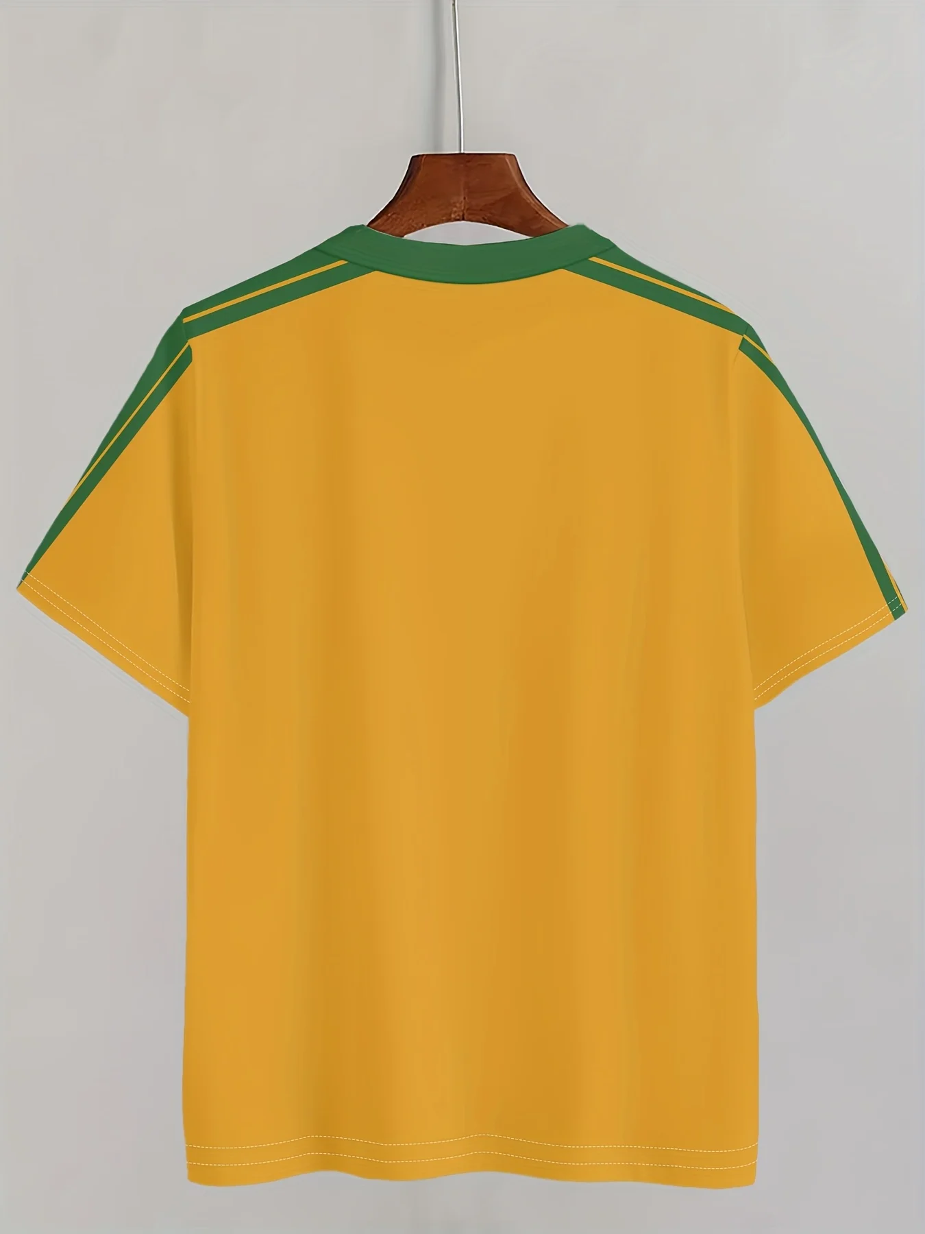 تي شيرت رجالي صيفي جديد لعام 2025 برقبة دائرية مطبوعة برازيلية هي ملابس رجالية خارجية غير رسمية ومريحة