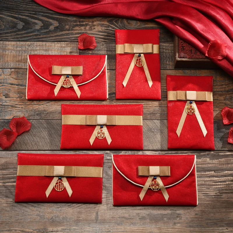 

New Creative Brocade Fabric Gift Envelopes: Wedding Envelopes for Bridesmaids, Wedding Gifts, and Retro Chinese-Style Envelopes