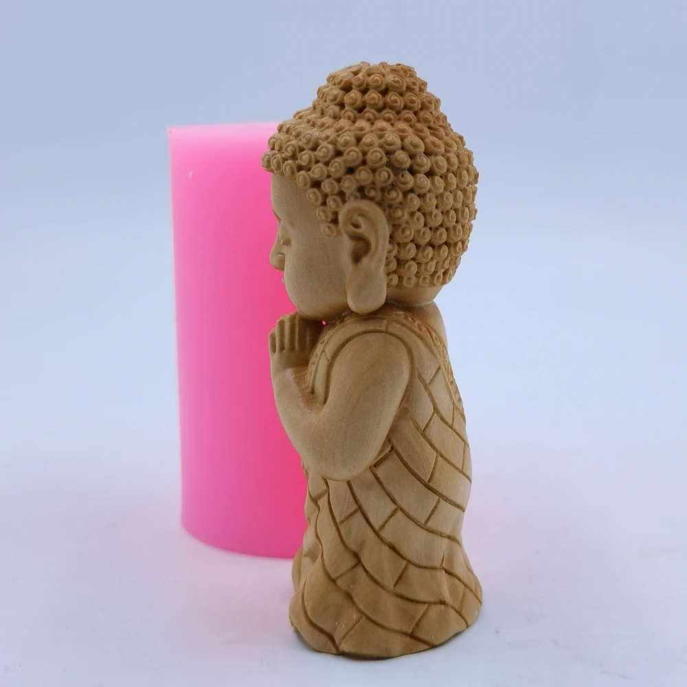 Bonze Pray Buddha Silicone Candle Mold Resin Crafts Mold Aroma Ggypsum Concrete Statue Silicone Mould for Candle Making