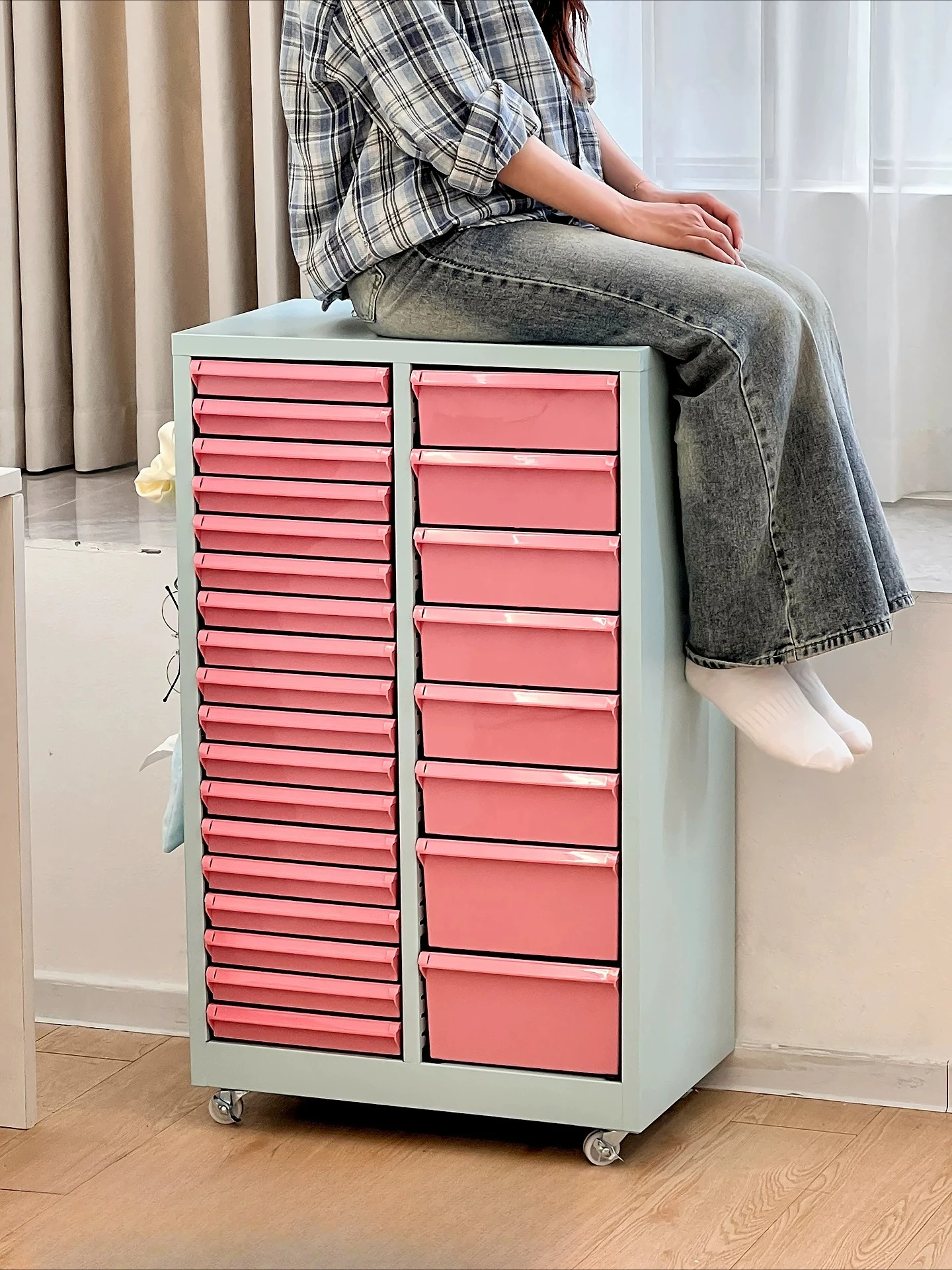 DSA tin cabinet tin storage cabinet drawer type floor belt wheel nail tool storage rack