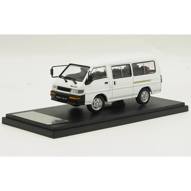 Diecast 1:43 Scale Delica Van Alloy Car Model Finished Product Collection Gift Static Model Simulation Toys Display