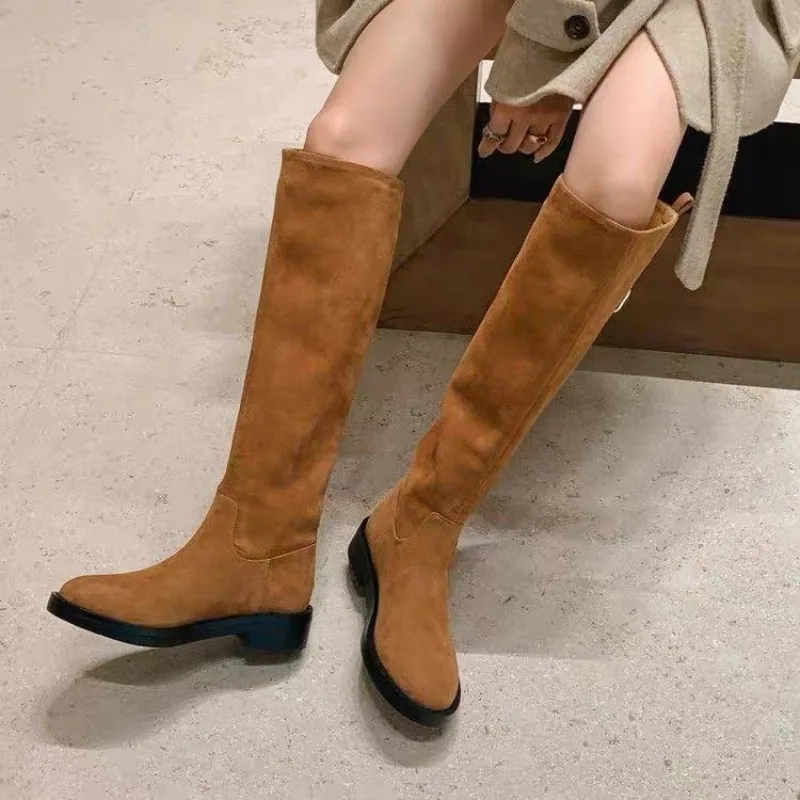 2026 New Women's Genuine Leather Metal Buckle Round Toe Autumn Knee High Knight Boots Female Flats Long Boots Belt Buckle Detail