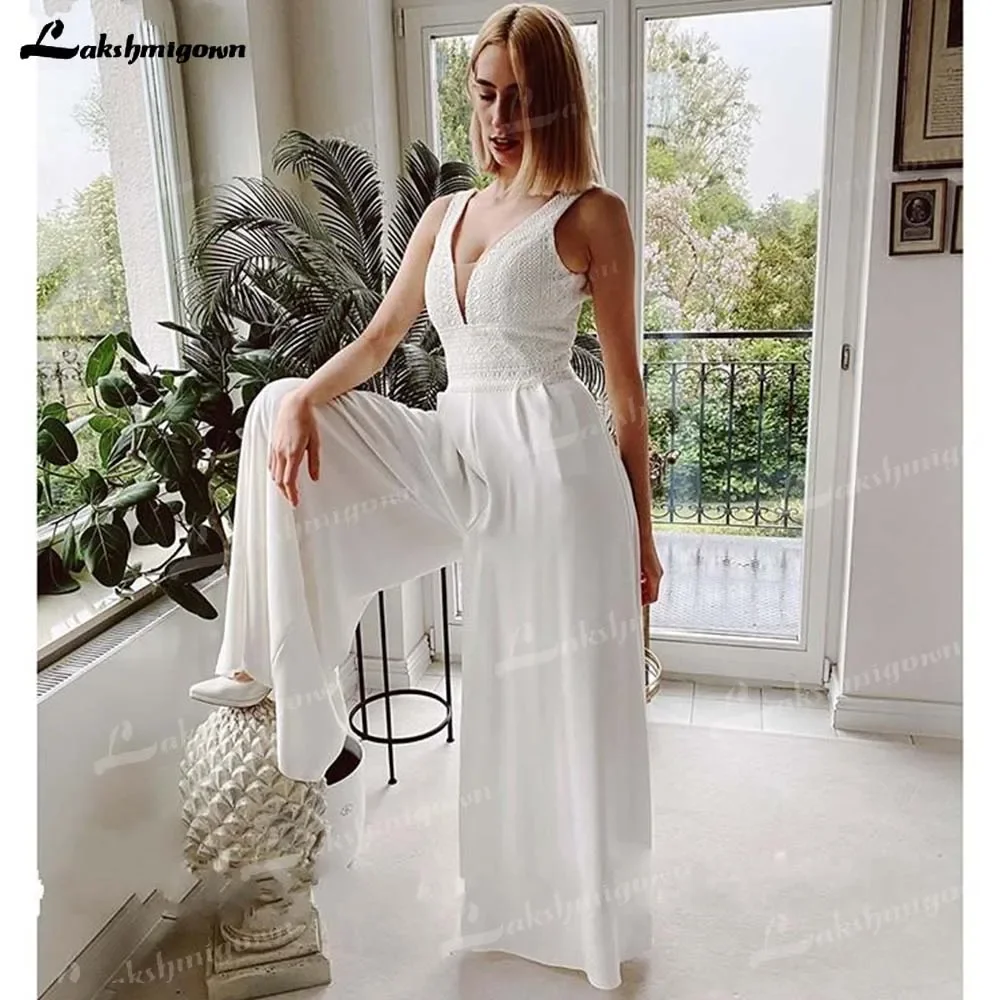 Beach Wedding Dresses 2025 Lace Jumpsuit Wedding Dresses Sexy White Wedding Jumpsuit  V Neck Boho Bridal Gowns Vestido De Novia