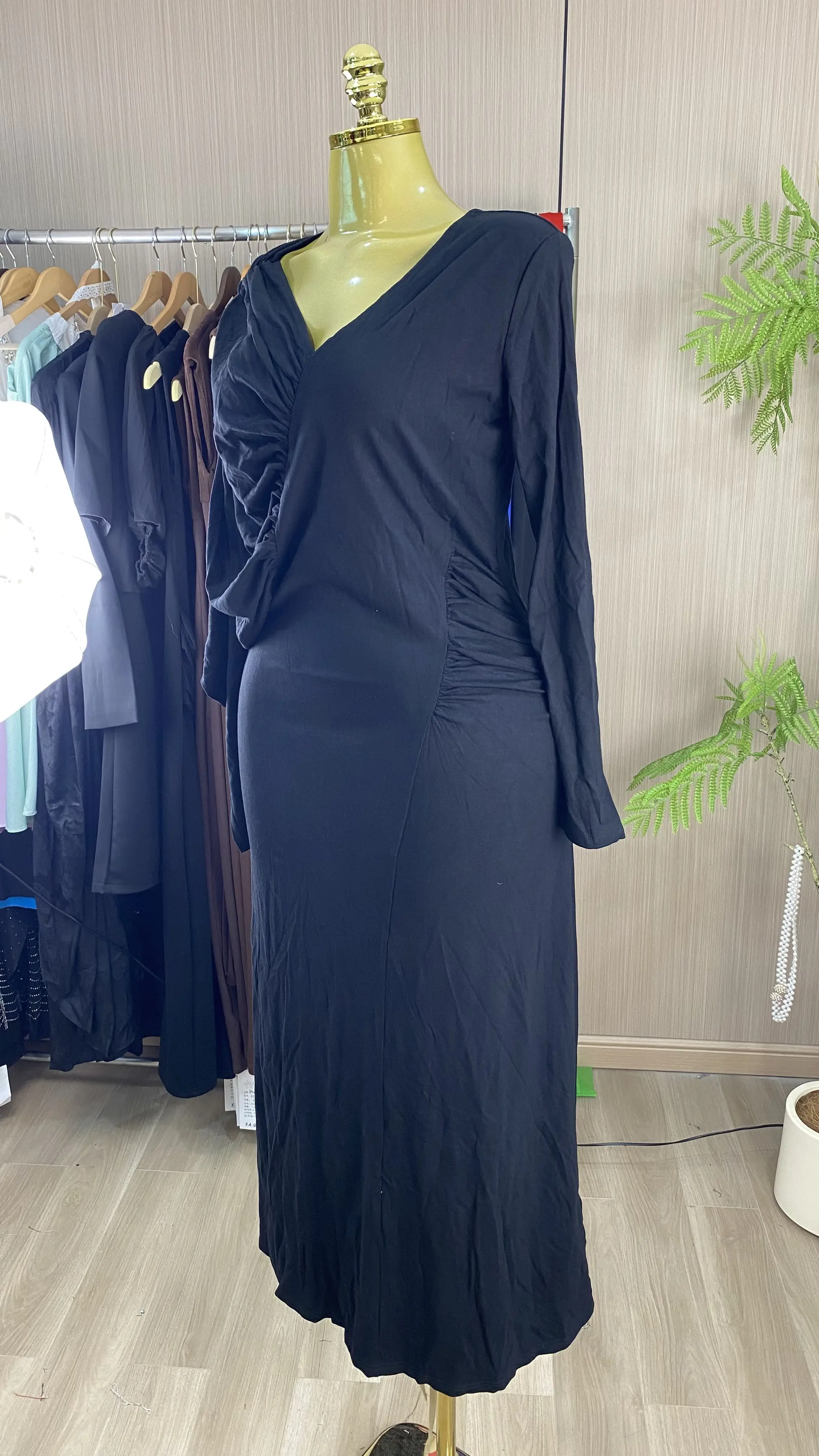 2026 New Women's Fashionable Asymmetrical Slimming Long Dress with V-neck Design-GZXX903